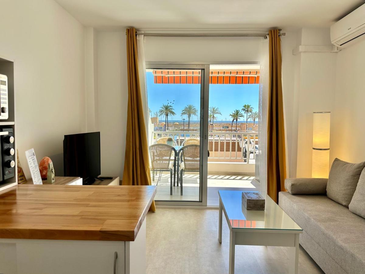 Fantástico apartamento en 1ª línea de playa Fuengirola Exterior foto
